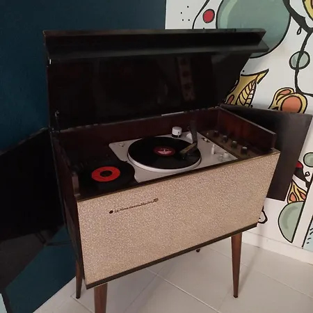 Vintage Immersive Art *
